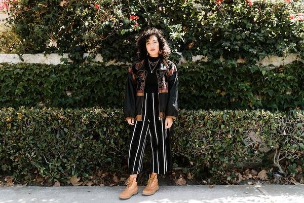 Pourquoi le vintage est-il devenu une tendance majeure de la mode ?